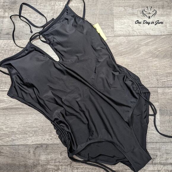 Qinniq V Neck Ruched One Piece Swimsuit Size L - Picture 1 of 5